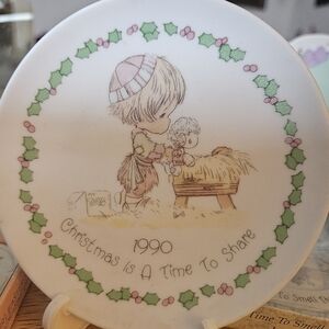 Precious Moments, 3 porcelain tiles with easels  and 5 ornaments, with boxes.